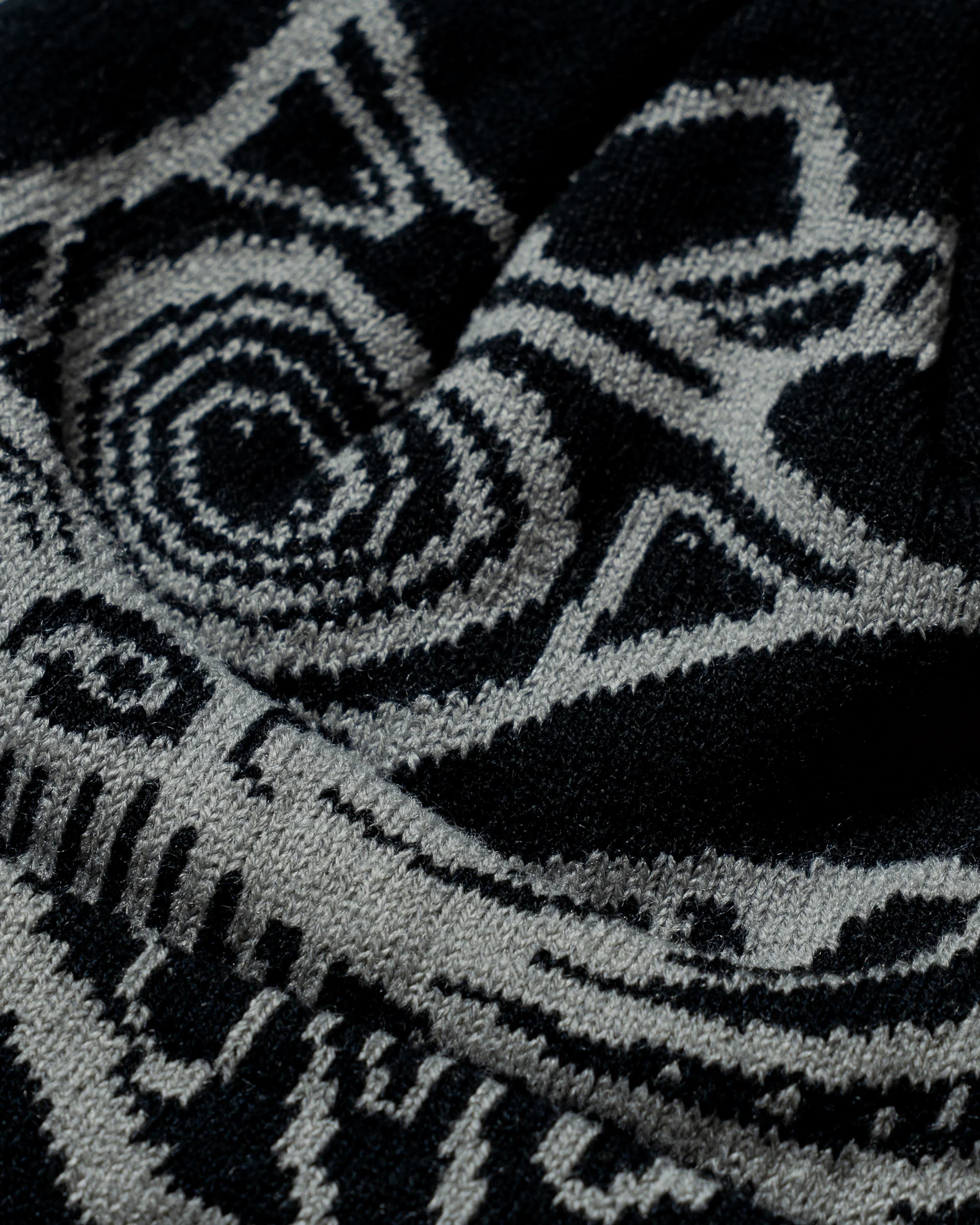 WBYan Lion JQ Fold Beanie - Image 4