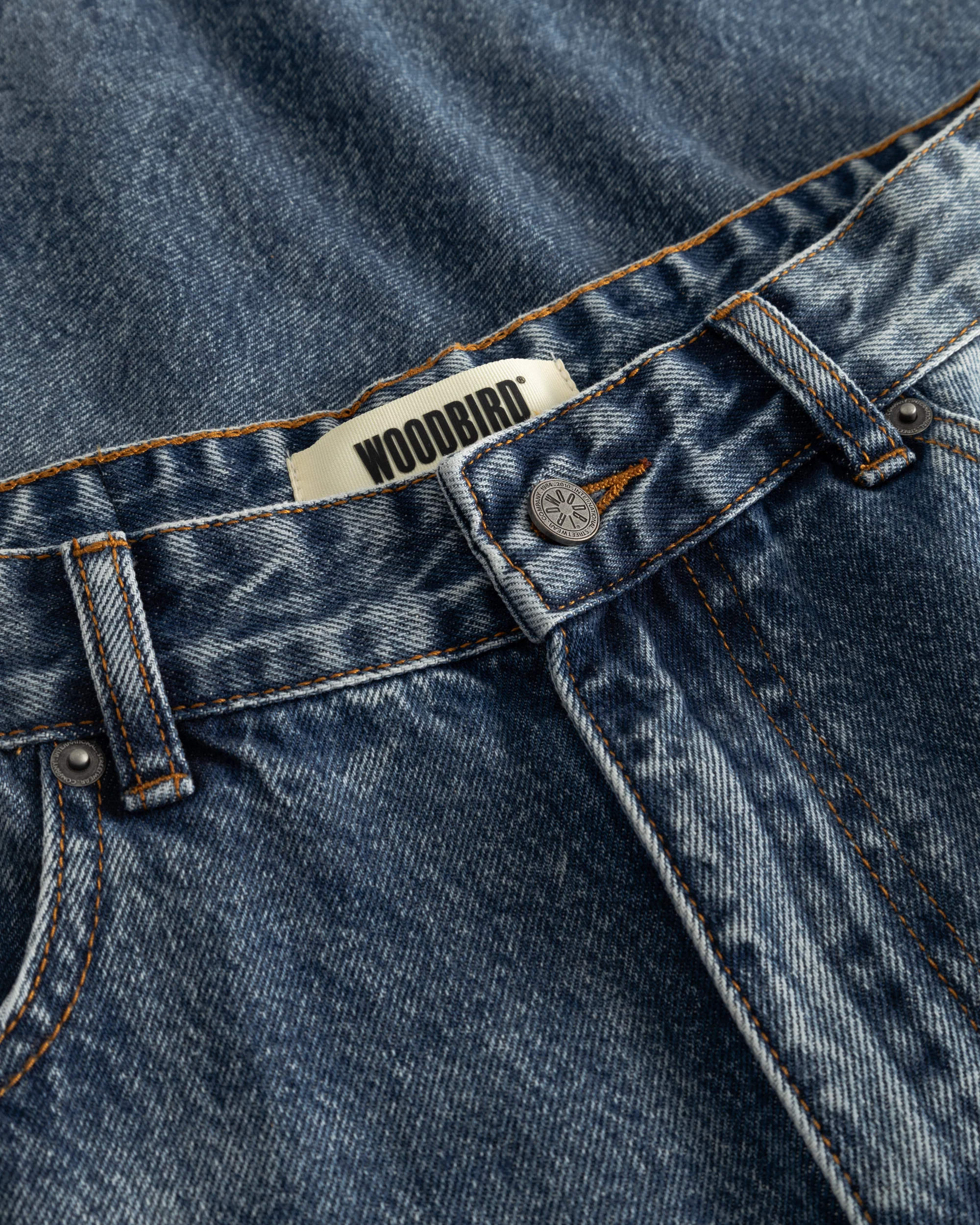 WBYuto Twisted Shorts - Image 3