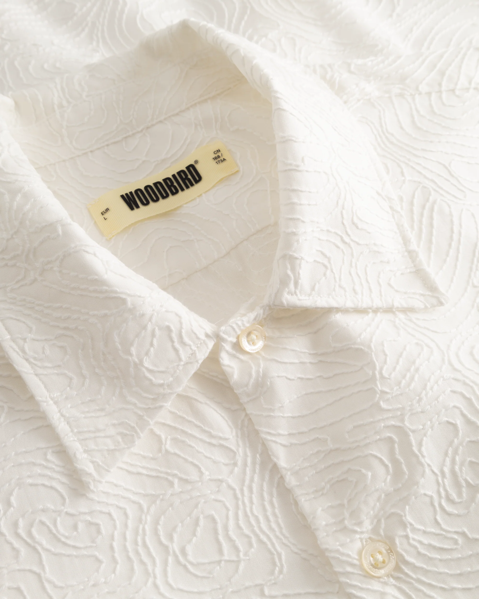 WBWang Embroidery Shirt - Image 6